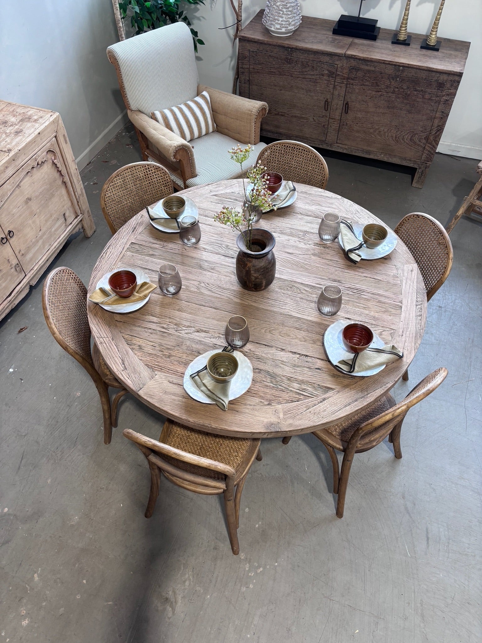 Reclaimed Oak Round Dining Table