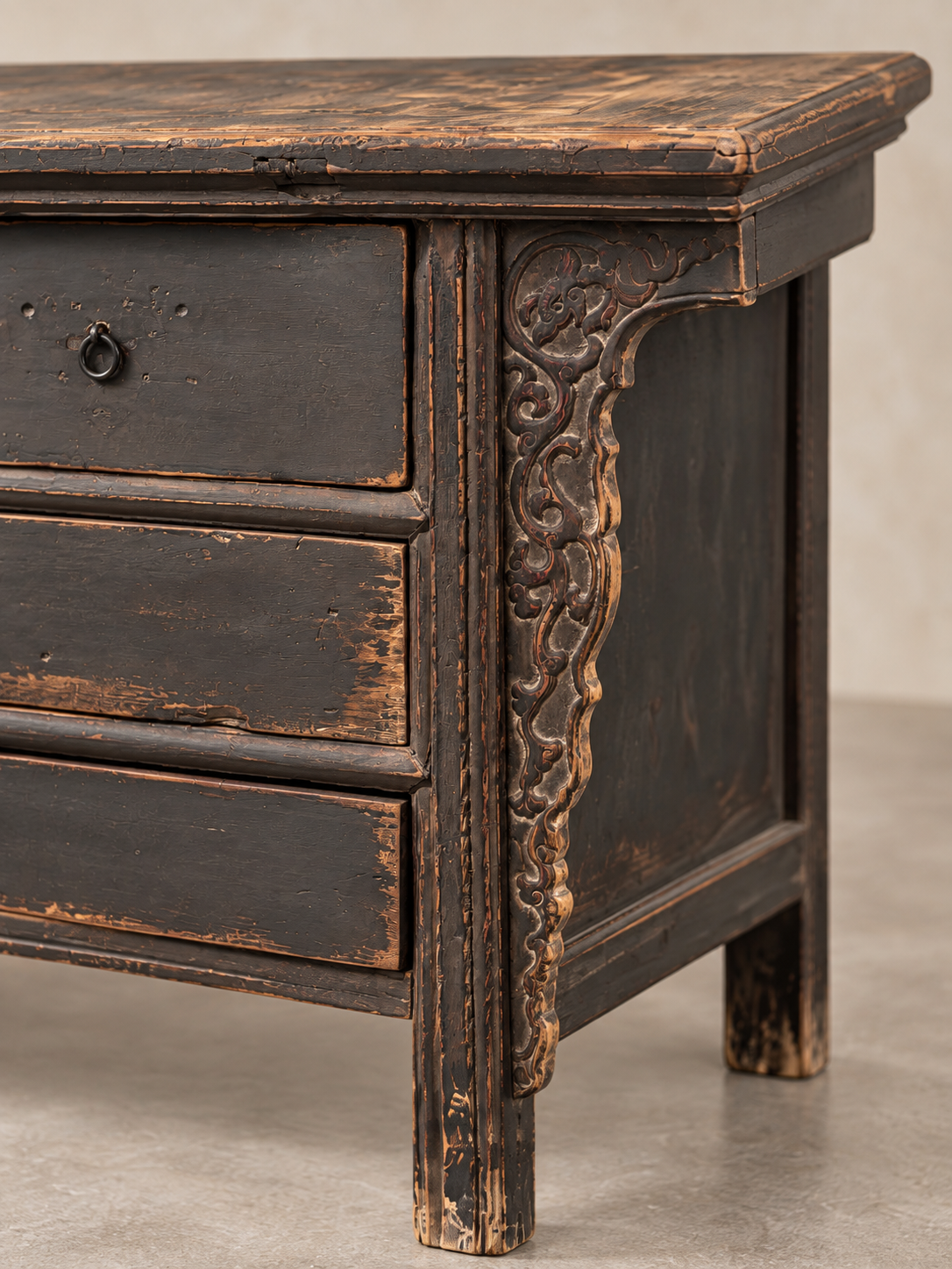 Antique Chest of Drawers