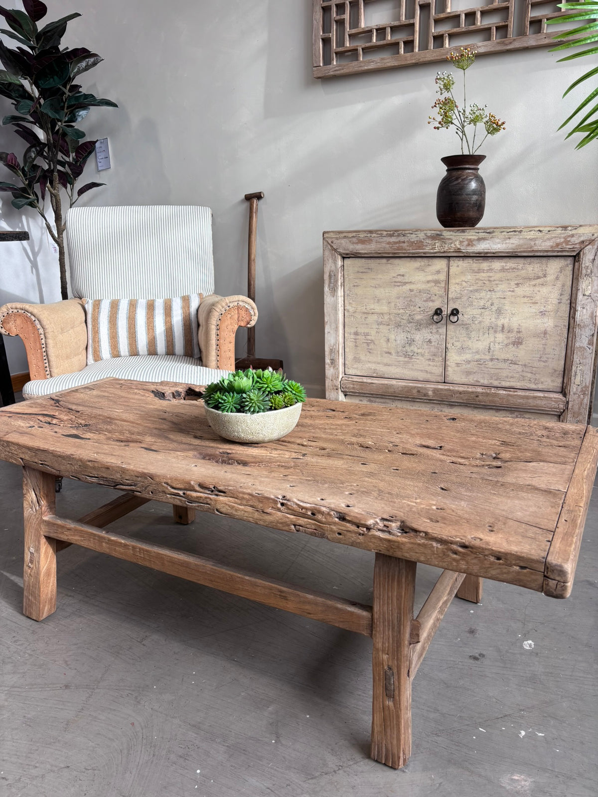 Vintage Elm Coffee Table (Large)