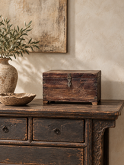 Vintage Wood Box.