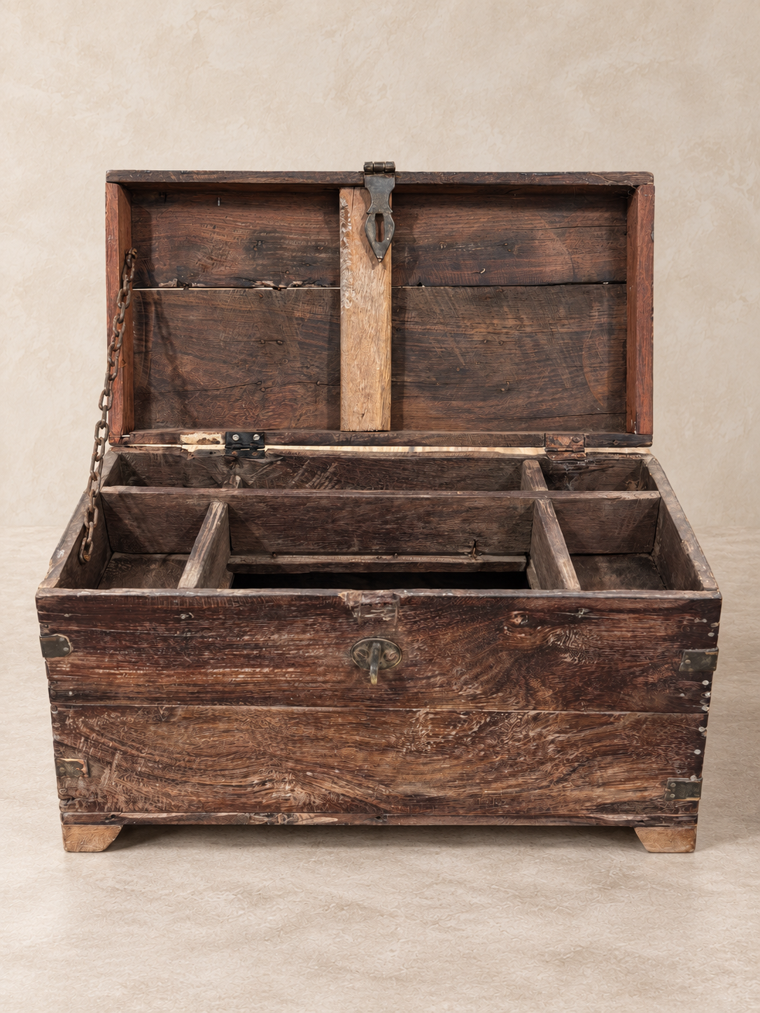 Vintage Wood Box.