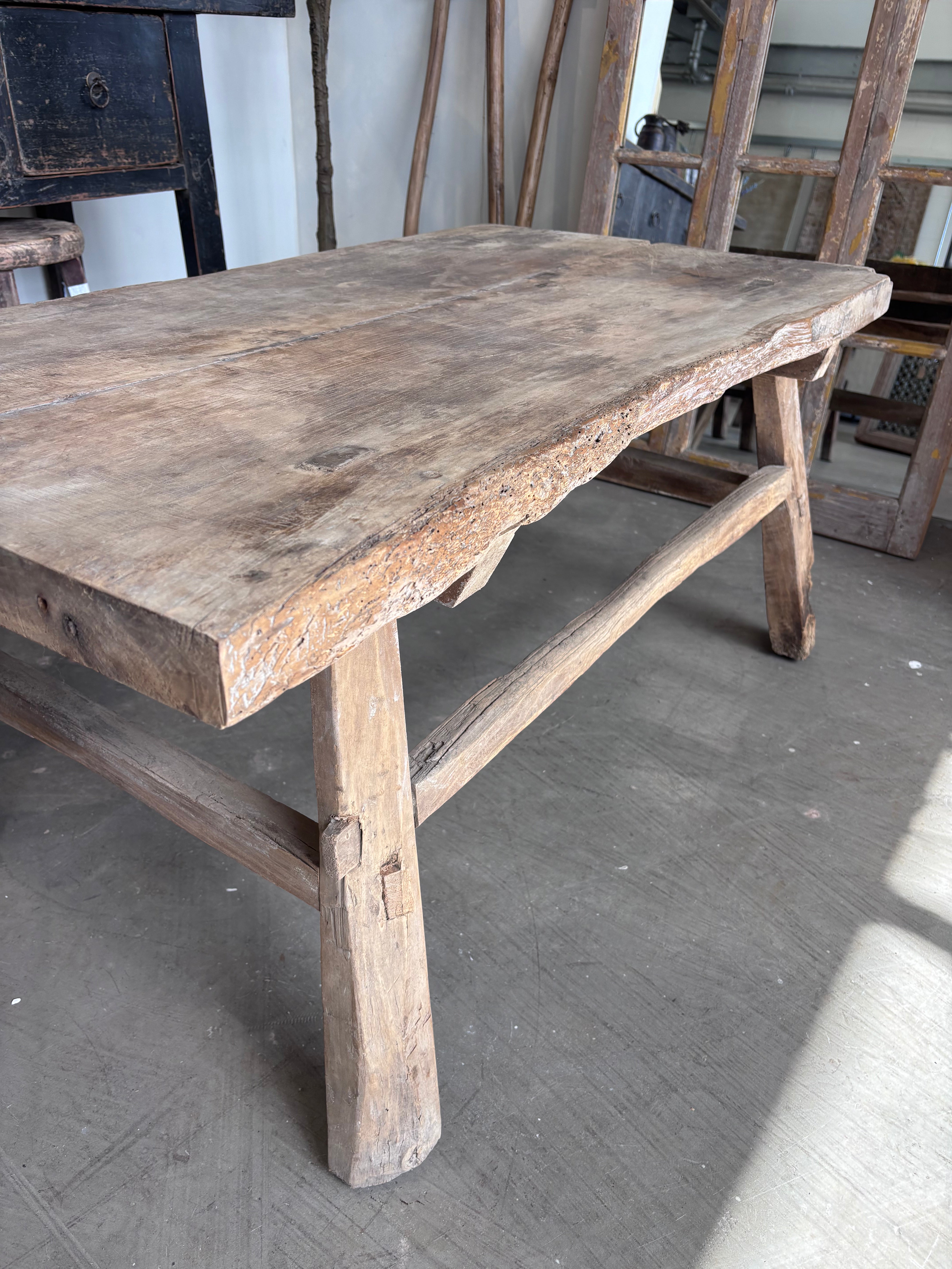 Vintage Elm Coffee Table (Large) .