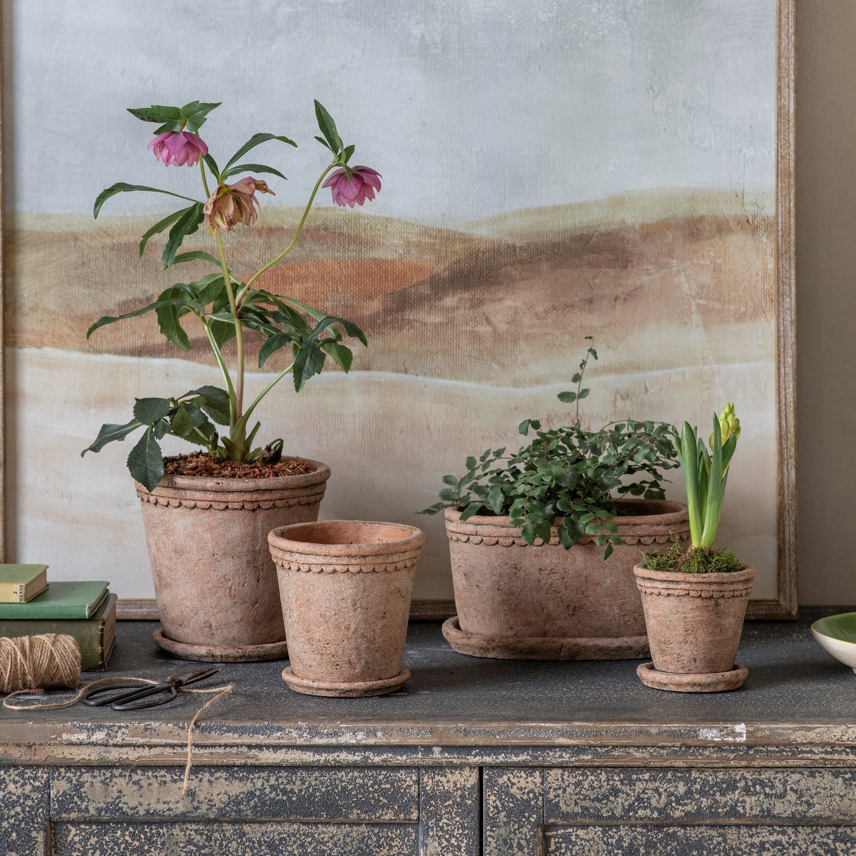 Milstone Oval Planter