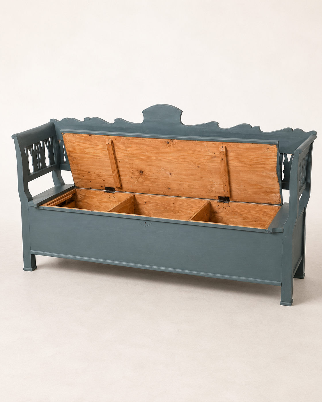 Vintage Storage Bench.