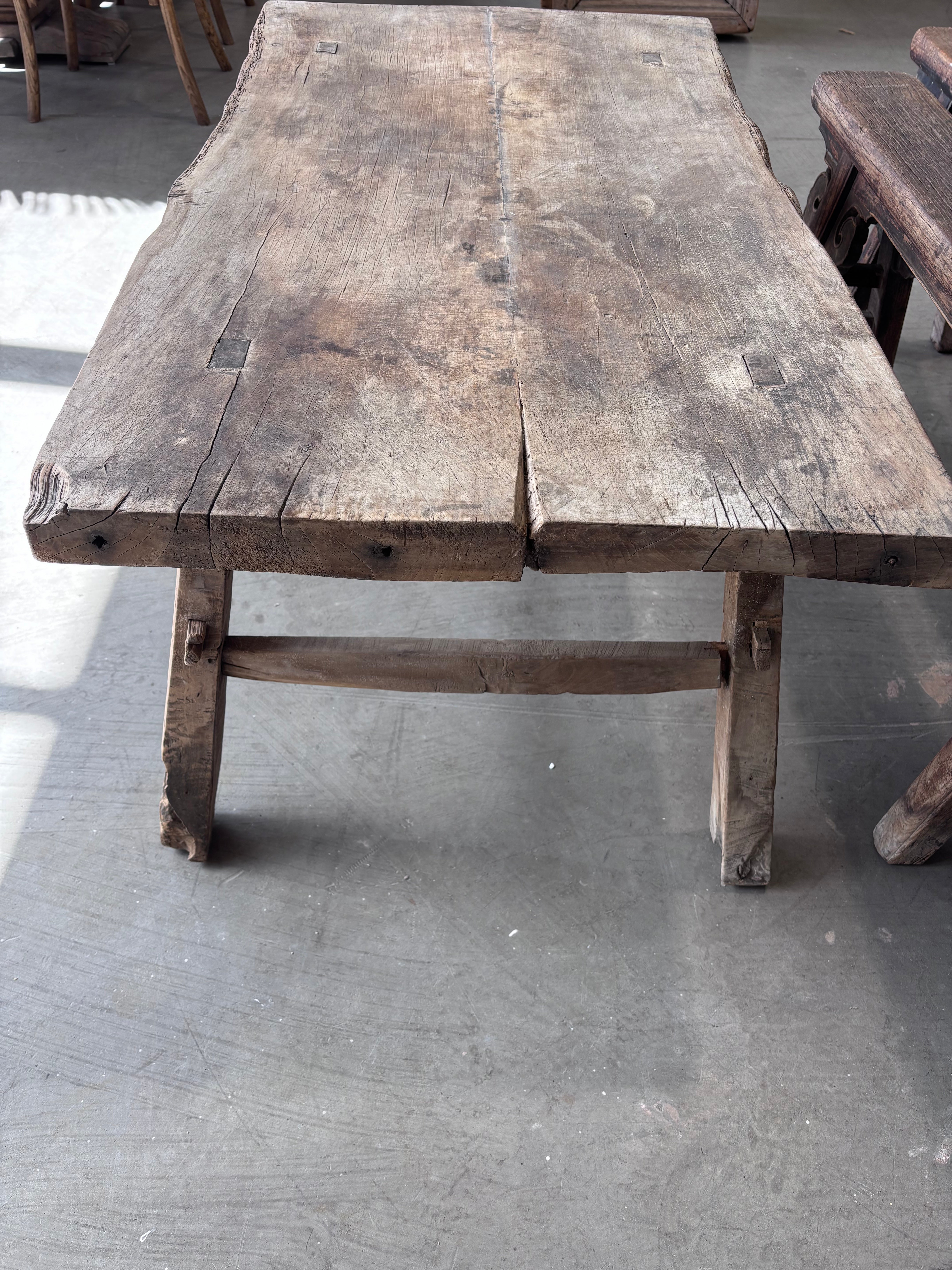 Vintage Elm Coffee Table (Large) .