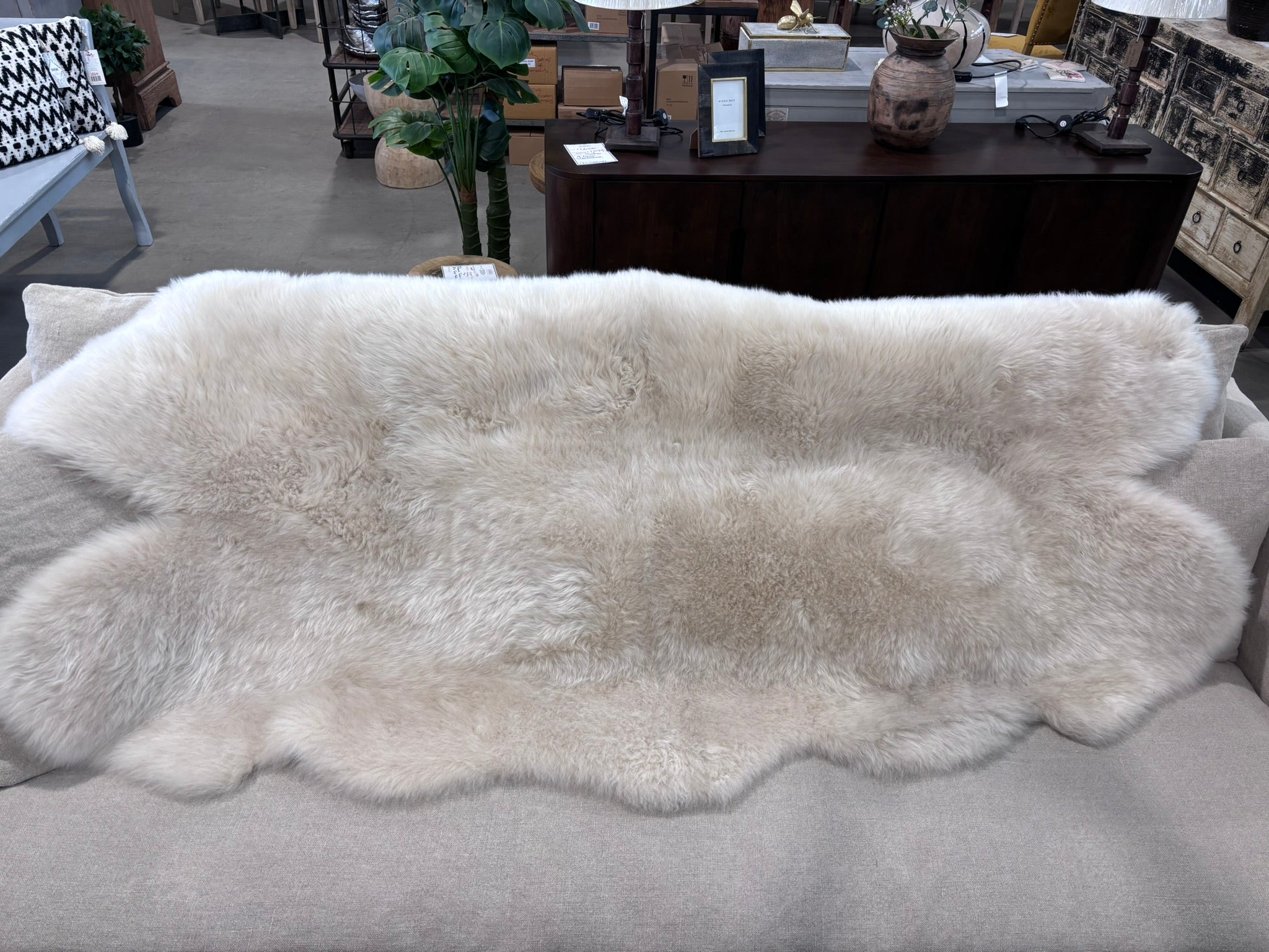 Quad Linen Sheepskin