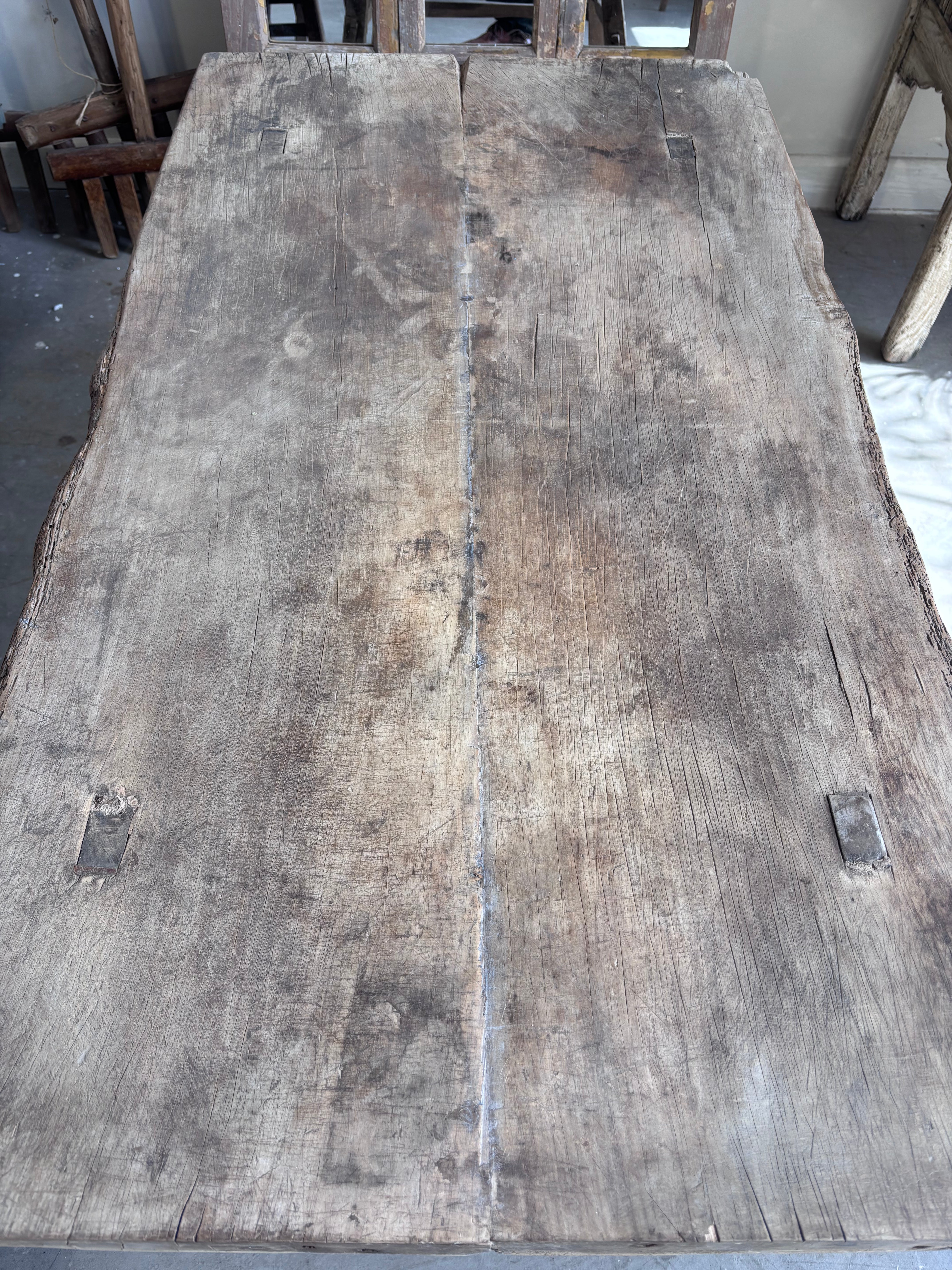 Vintage Elm Coffee Table (Large) .