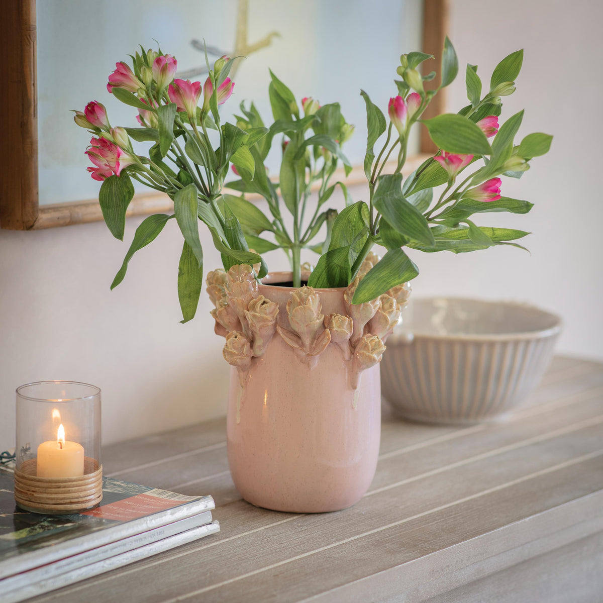 Lulworth Rosebud Vase